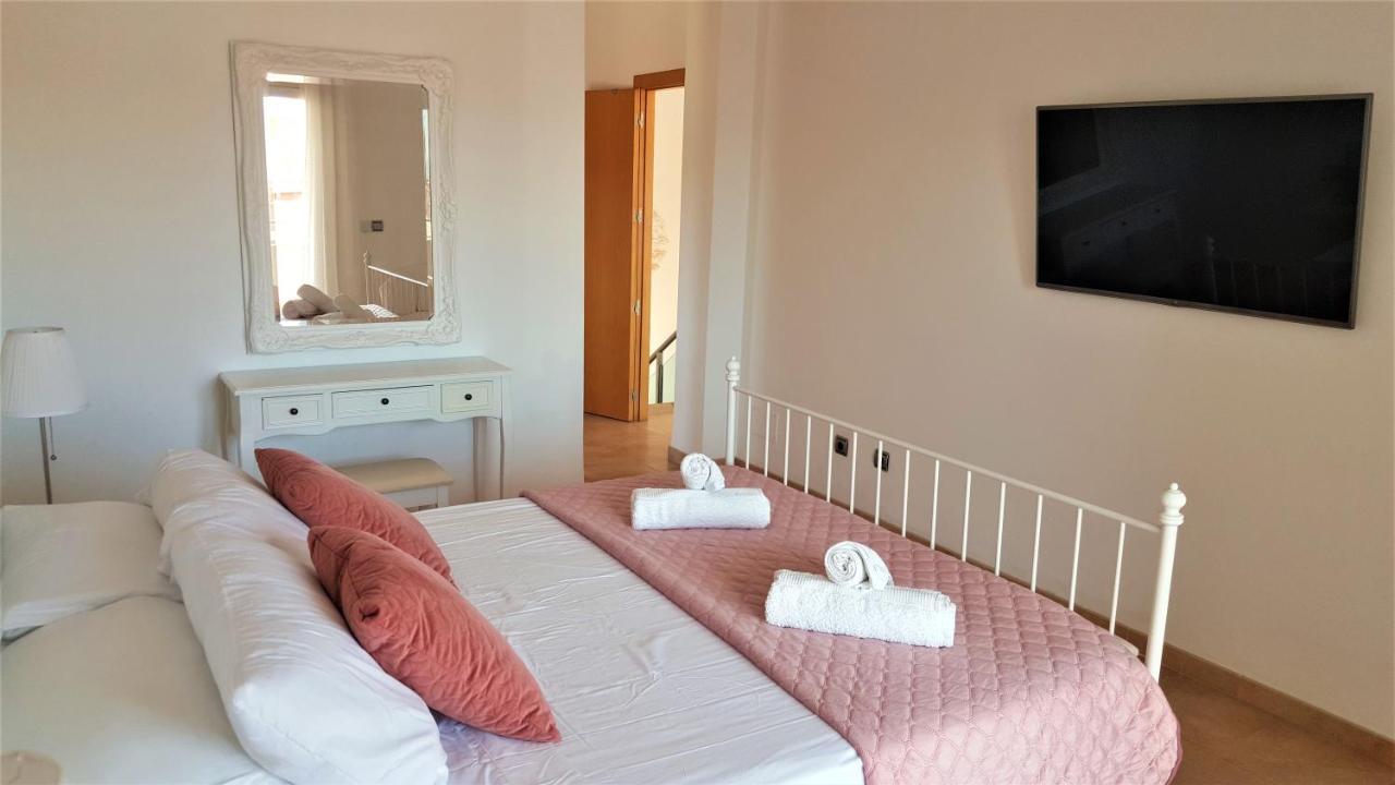 5 Bedrooms Private House 300M From Beach Roquetas de Mar Kültér fotó